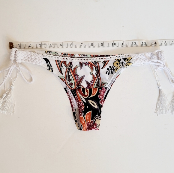 NWOT Bikini Bottom - Picture 4 of 8